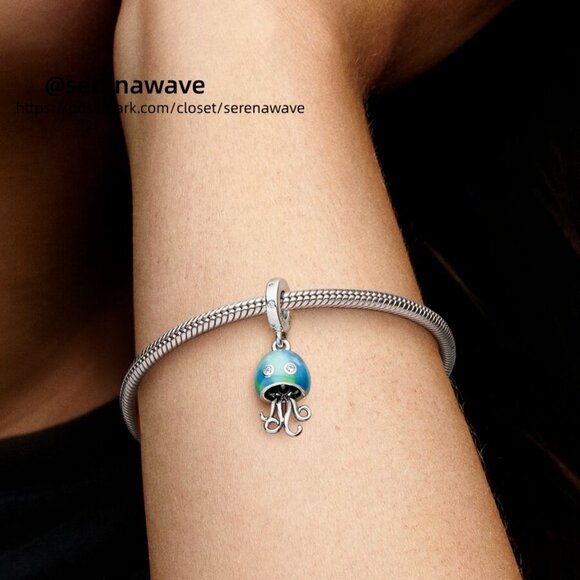 Pandora Color-changing Jellyfish Dangle Charm - Picture 2 of 2